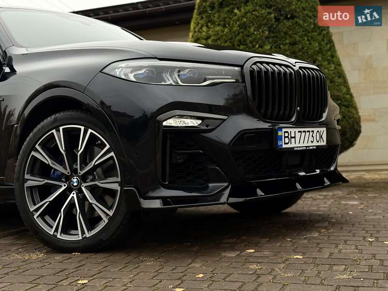 Внедорожник / Кроссовер BMW X7 2021 в Одессе