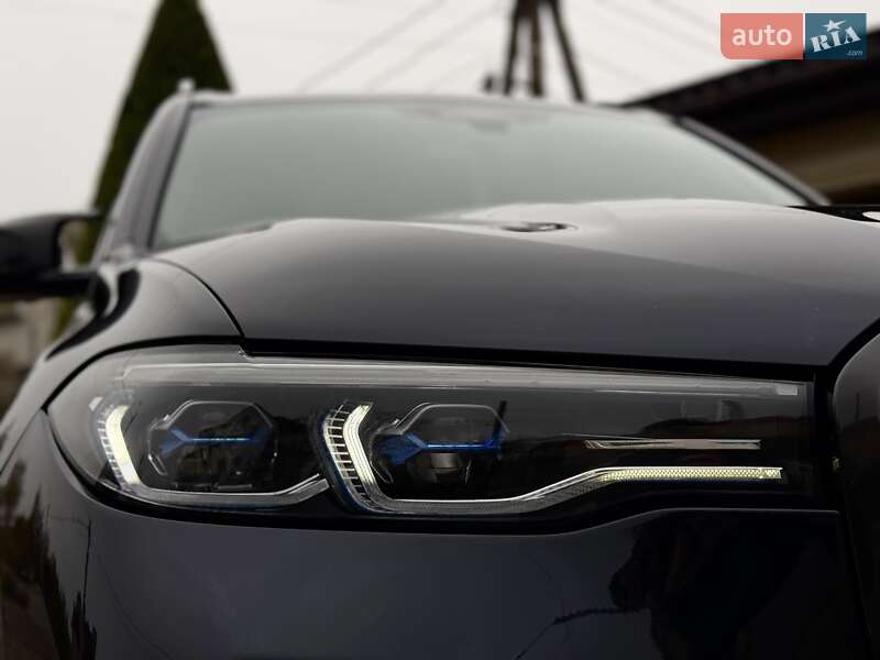 Внедорожник / Кроссовер BMW X7 2021 в Одессе