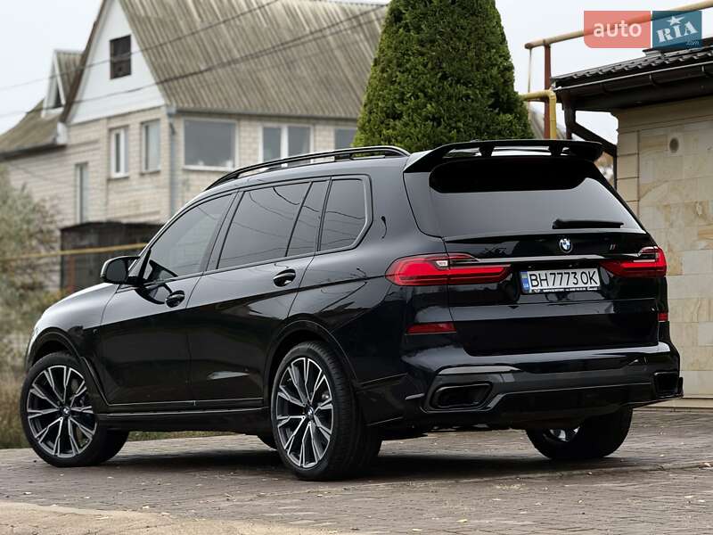 Внедорожник / Кроссовер BMW X7 2021 в Одессе