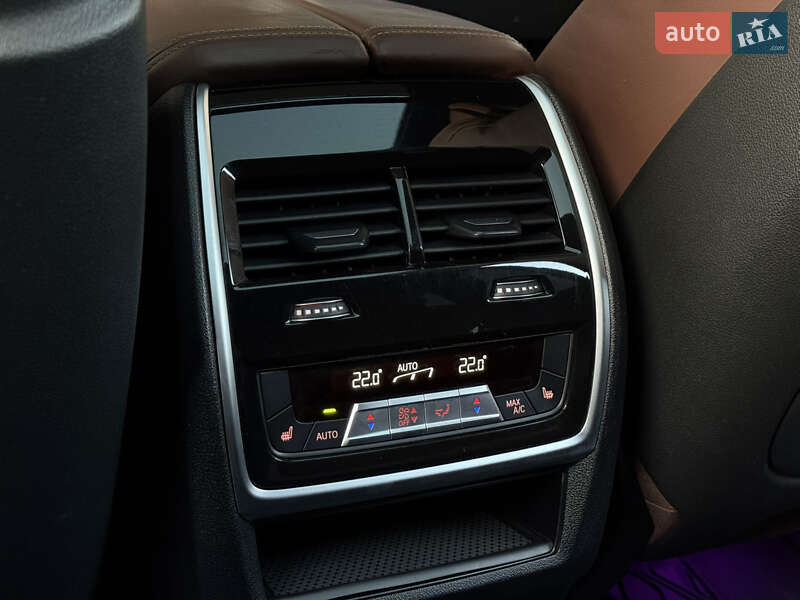 Внедорожник / Кроссовер BMW X7 2021 в Киеве фото 30 Внедорожник / Кроссовер BMW X7 2021 в Киеве