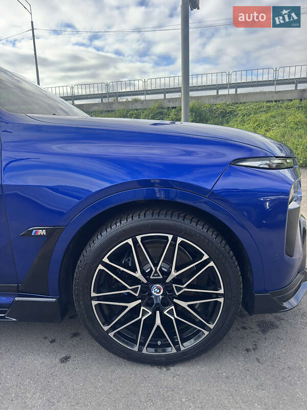 Внедорожник / Кроссовер BMW X7 2022 в Киеве