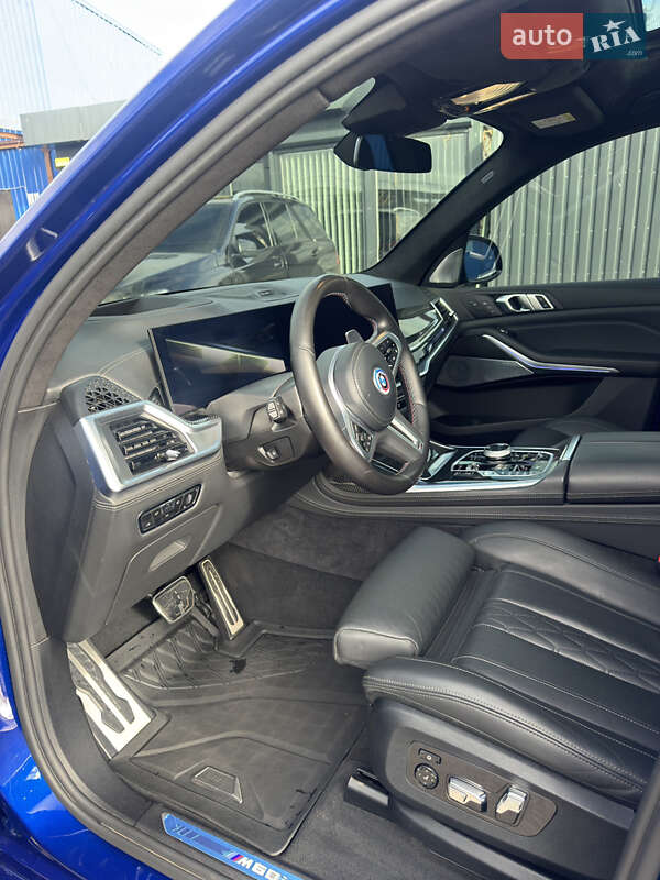 Внедорожник / Кроссовер BMW X7 2022 в Киеве