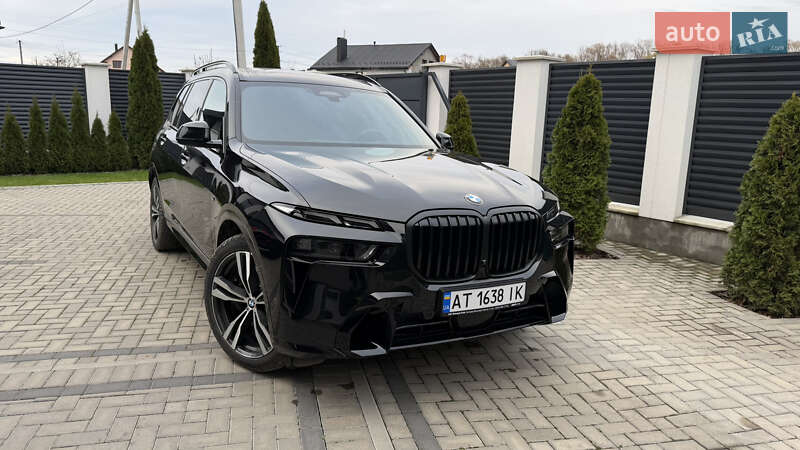 Внедорожник / Кроссовер BMW X7 2024 в Ивано-Франковске