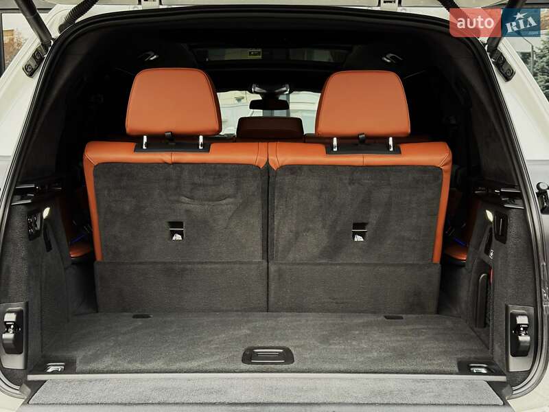 Внедорожник / Кроссовер BMW X7 2022 в Киеве