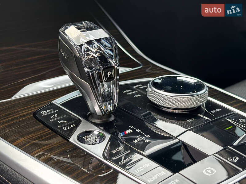 Внедорожник / Кроссовер BMW X7 2020 в Луцке