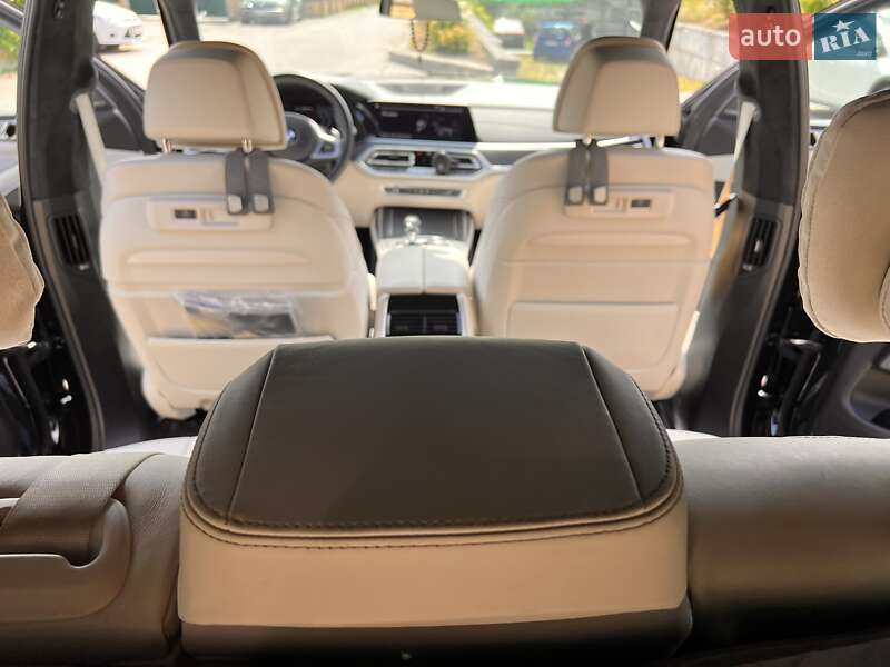 Внедорожник / Кроссовер BMW X7 2022 в Киеве фото 11 Внедорожник / Кроссовер BMW X7 2022 в Киеве