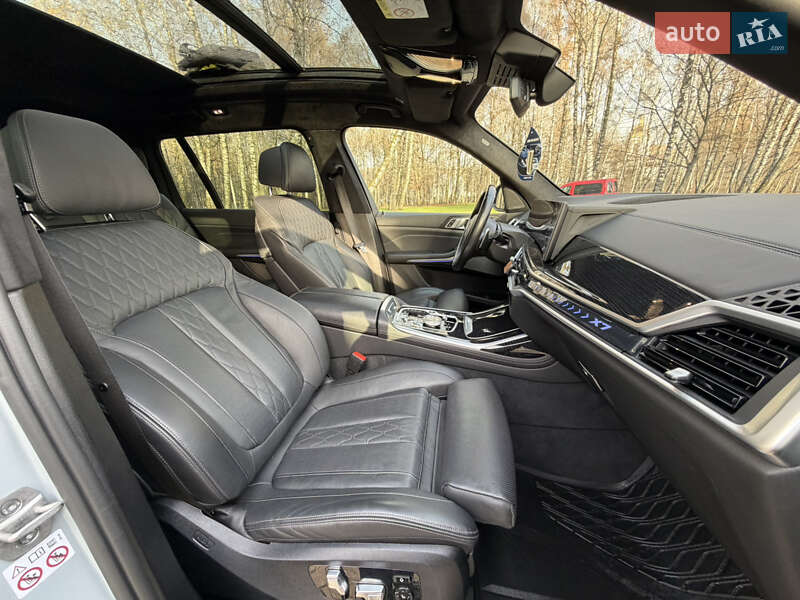 Внедорожник / Кроссовер BMW X7 2023 в Тернополе