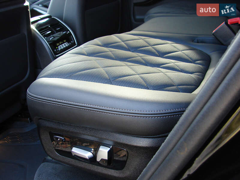 Внедорожник / Кроссовер BMW X7 2023 в Одессе фото 28 Внедорожник / Кроссовер BMW X7 2023 в Одессе