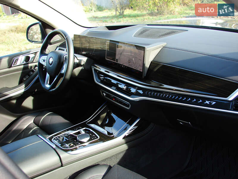 Внедорожник / Кроссовер BMW X7 2023 в Одессе фото 32 Внедорожник / Кроссовер BMW X7 2023 в Одессе