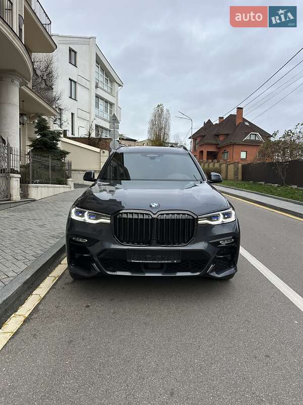 Позашляховик / Кросовер BMW X7 2022 в Києві