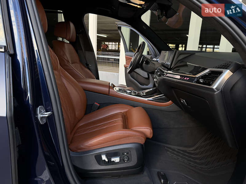 Внедорожник / Кроссовер BMW X7 2022 в Киеве