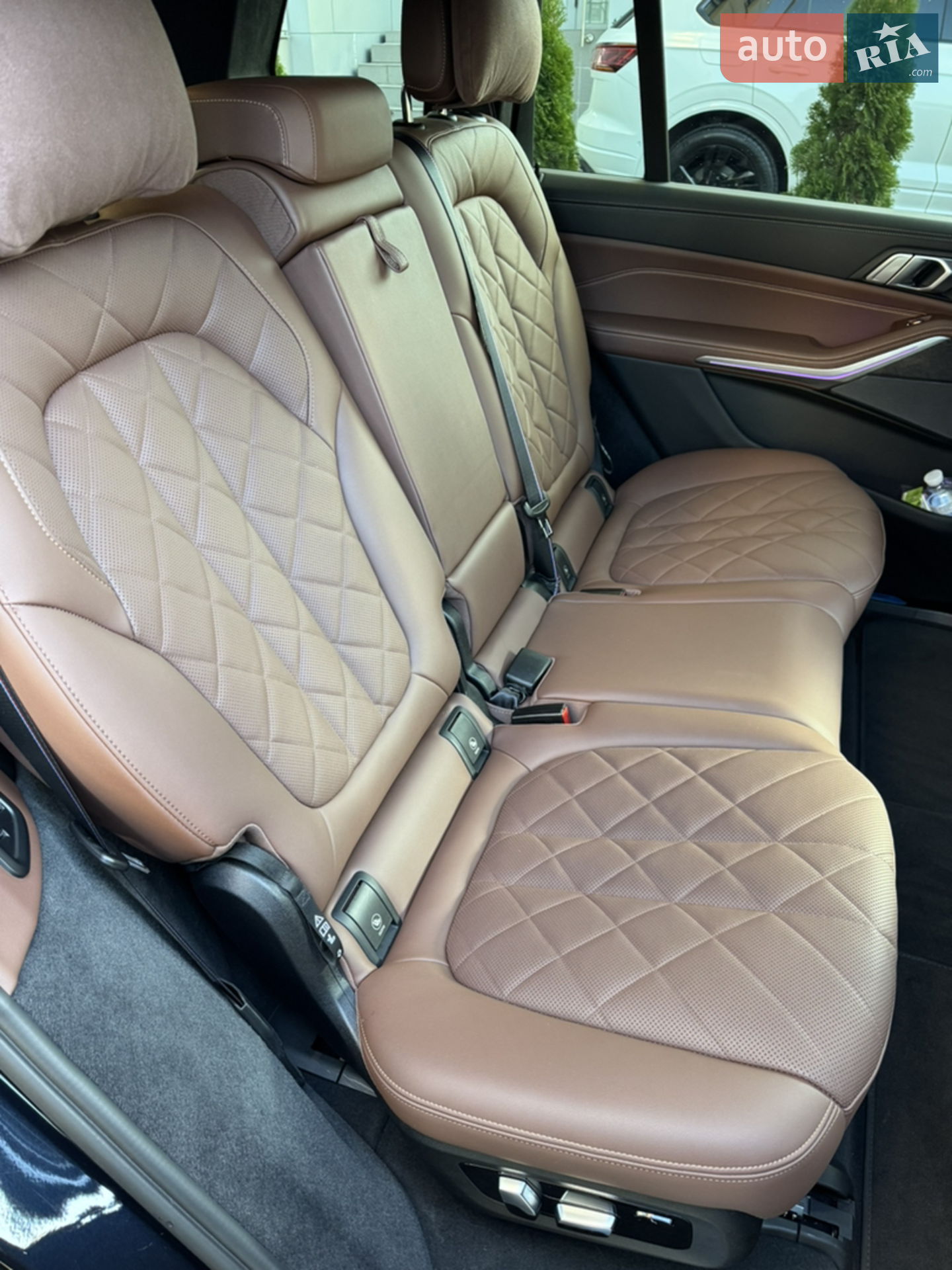 2022 BMW X7 - мініатюра 22