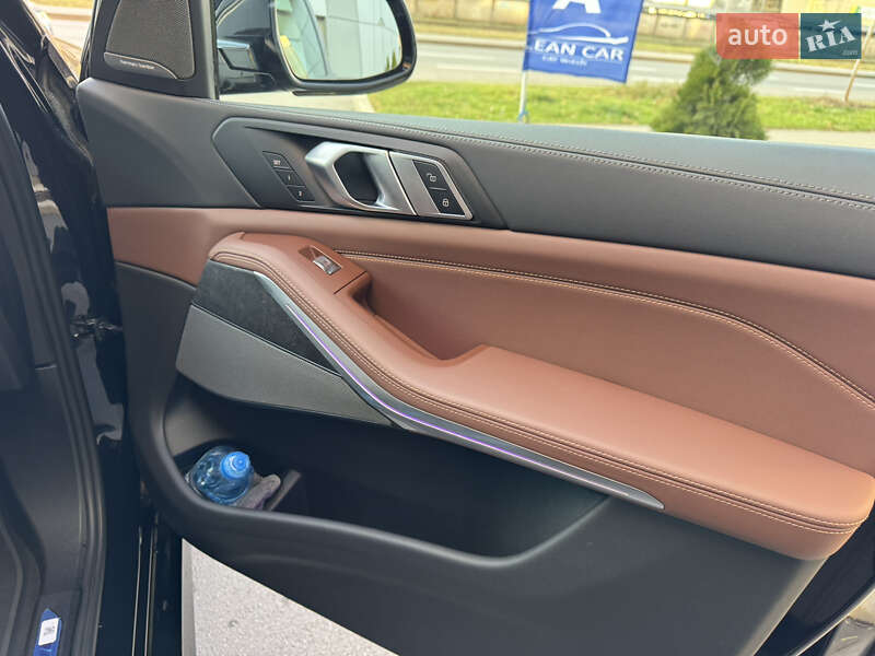 Внедорожник / Кроссовер BMW X7 2022 в Киеве