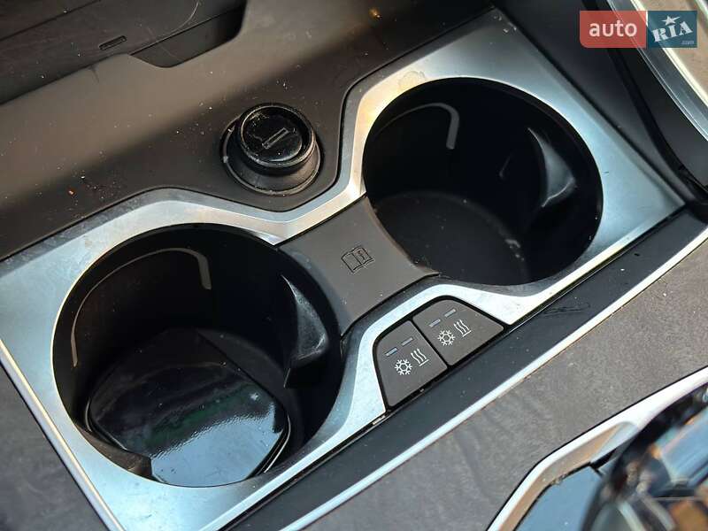 Внедорожник / Кроссовер BMW X7 2019 в Луцке