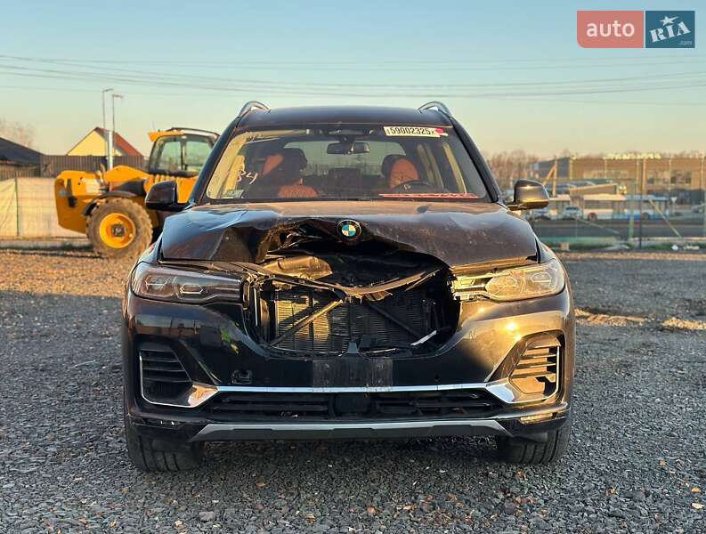 Внедорожник / Кроссовер BMW X7 2019 в Луцке