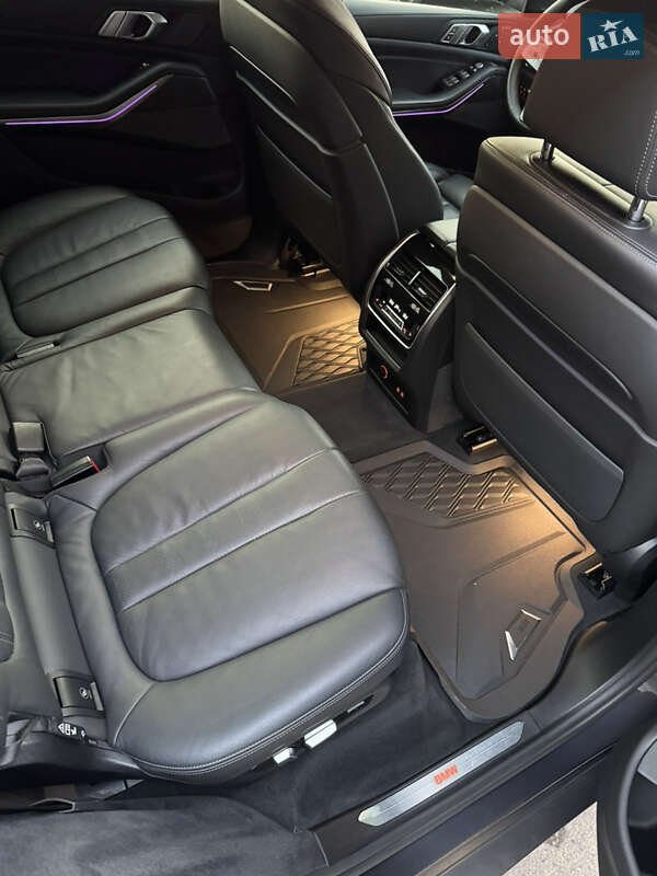 Позашляховик / Кросовер BMW X7 2019 в Дніпрі