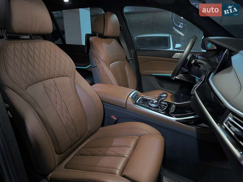 Внедорожник / Кроссовер BMW X7 2019 в Днепре