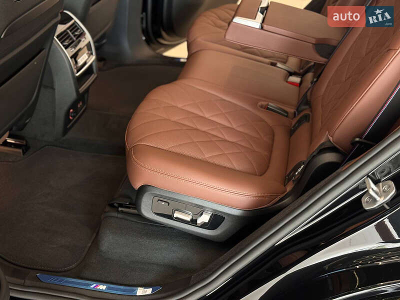 Внедорожник / Кроссовер BMW X7 2023 в Одессе фото 16 Внедорожник / Кроссовер BMW X7 2023 в Одессе