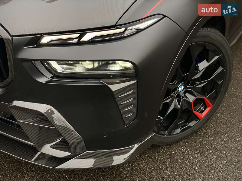 Внедорожник / Кроссовер BMW X7 2023 в Киеве
