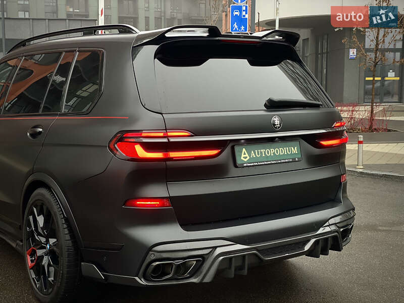 Внедорожник / Кроссовер BMW X7 2023 в Киеве