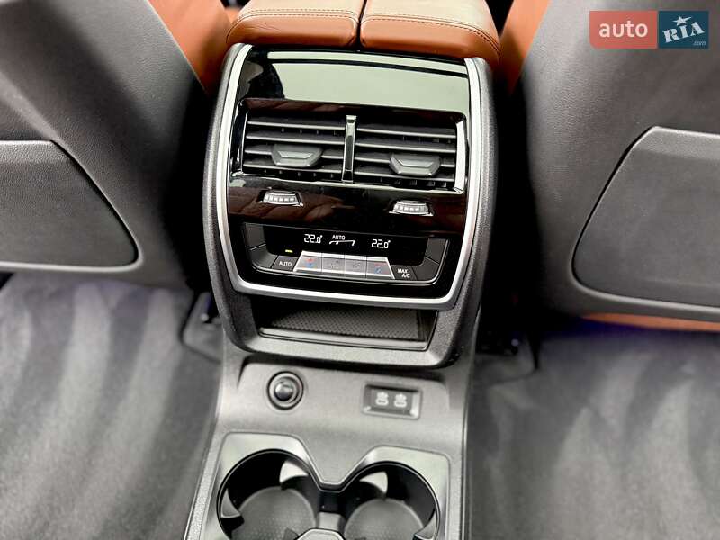 Позашляховик / Кросовер BMW X7 2019 в Києві