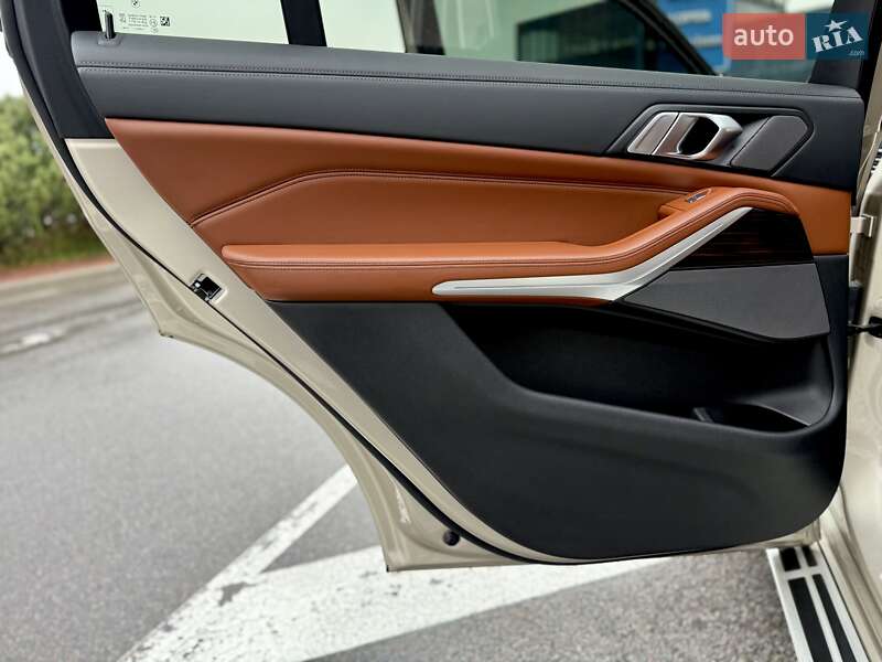 Позашляховик / Кросовер BMW X7 2019 в Києві