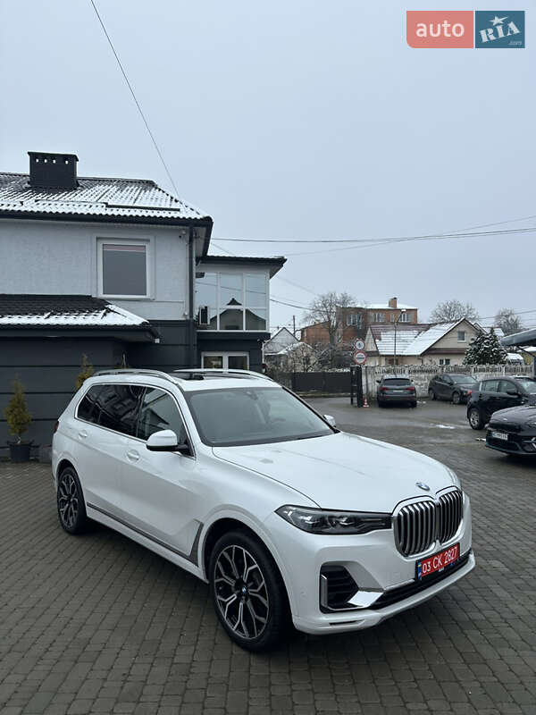 Внедорожник / Кроссовер BMW X7 2019 в Владимире