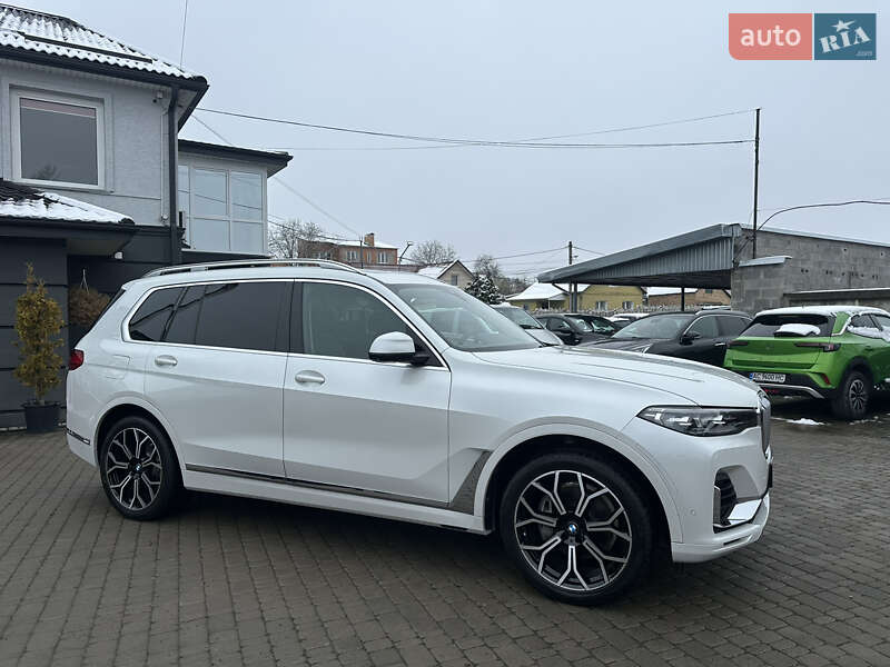 Внедорожник / Кроссовер BMW X7 2019 в Владимире