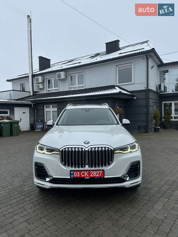 Внедорожник / Кроссовер BMW X7 2019 в Владимире