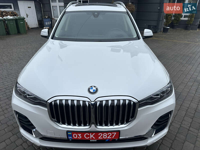 Внедорожник / Кроссовер BMW X7 2019 в Владимире