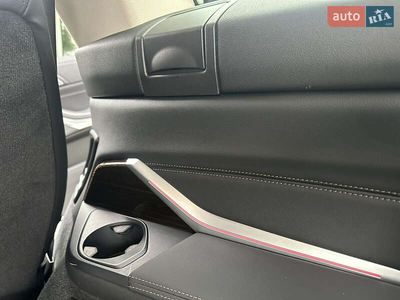 Внедорожник / Кроссовер BMW X7 2019 в Владимире