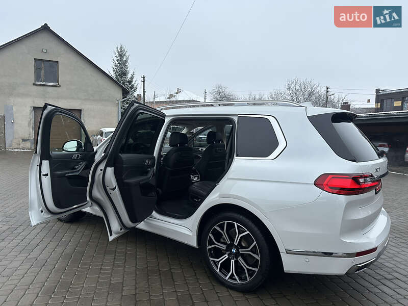 Внедорожник / Кроссовер BMW X7 2019 в Владимире
