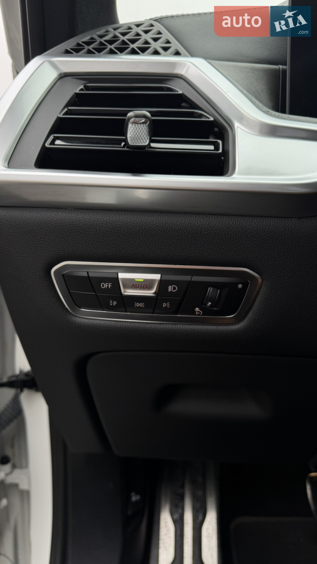 2023 BMW X7 - мініатюра 27