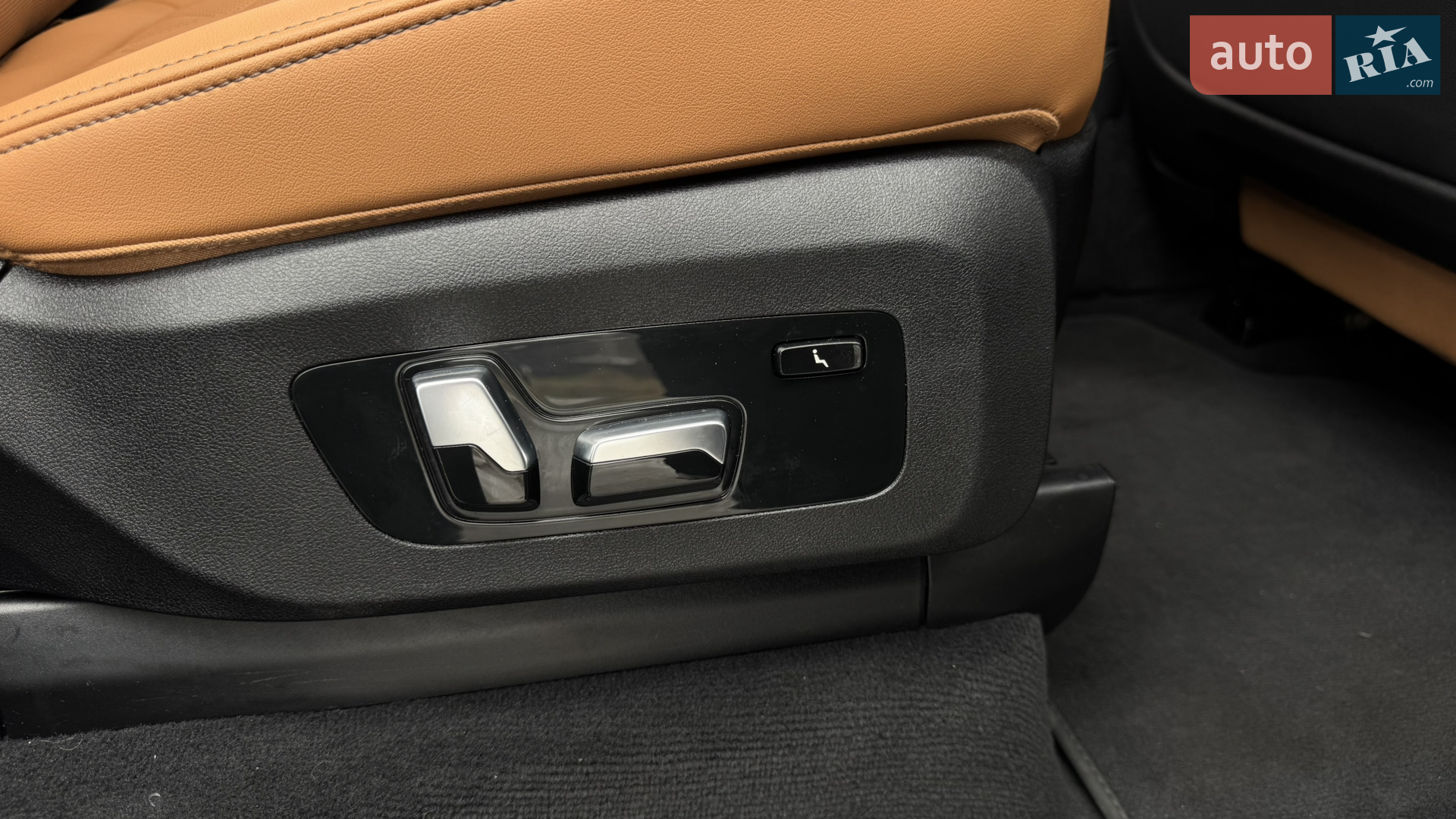 2023 BMW X7 - мініатюра 49