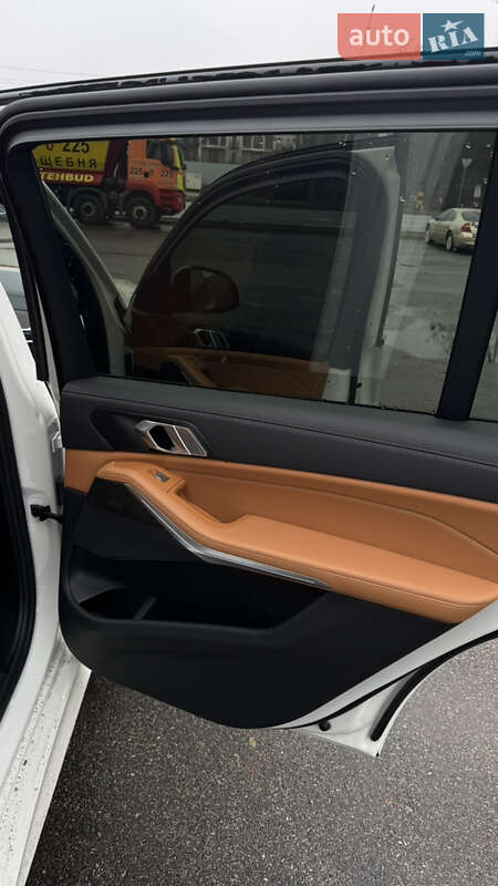 Внедорожник / Кроссовер BMW X7 2023 в Броварах