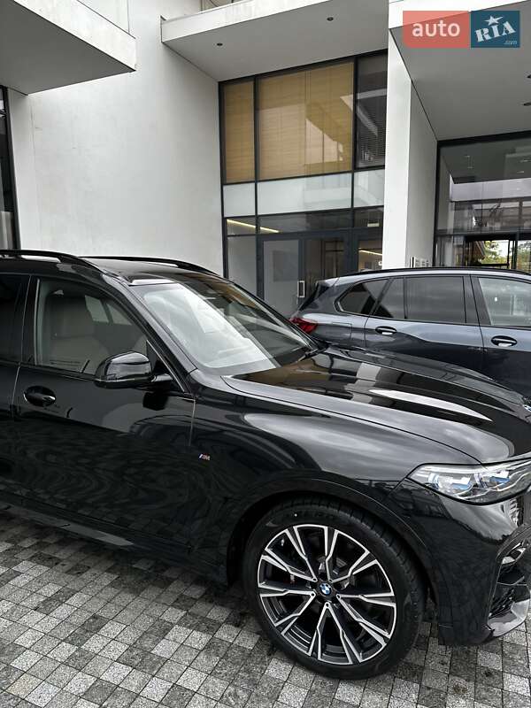 Позашляховик / Кросовер BMW X7 2022 в Києві