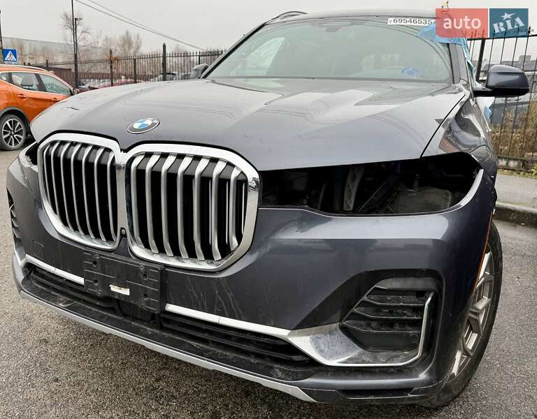 Внедорожник / Кроссовер BMW X7 2020 в Киеве