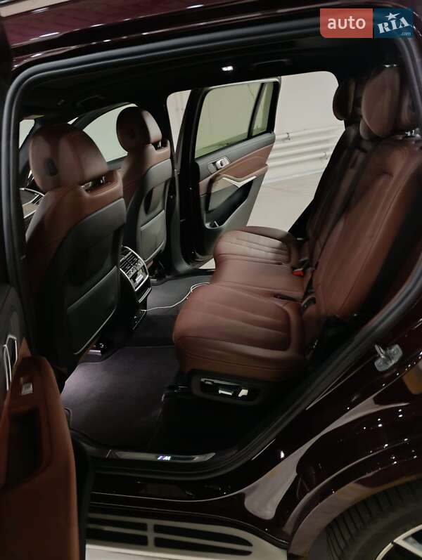 Позашляховик / Кросовер BMW X7 2022 в Києві фото 54 Позашляховик / Кросовер BMW X7 2022 в Києві