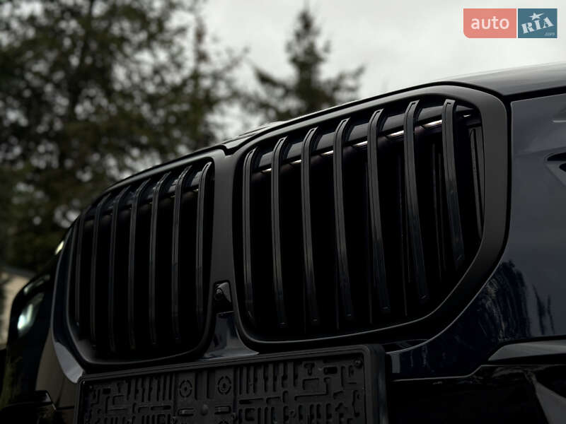 Внедорожник / Кроссовер BMW X7 2022 в Львове