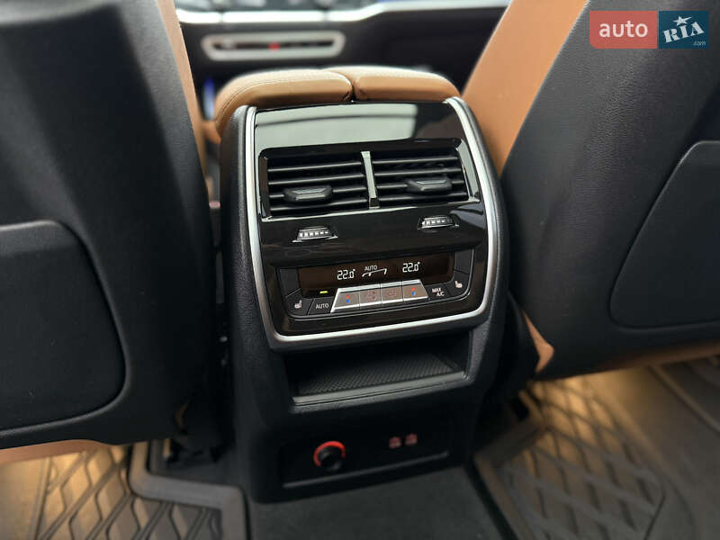 Внедорожник / Кроссовер BMW X7 2022 в Львове