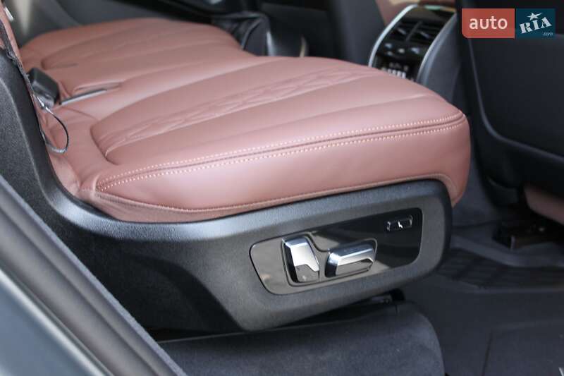 Внедорожник / Кроссовер BMW X7 2025 в Киеве фото 28 Внедорожник / Кроссовер BMW X7 2025 в Киеве