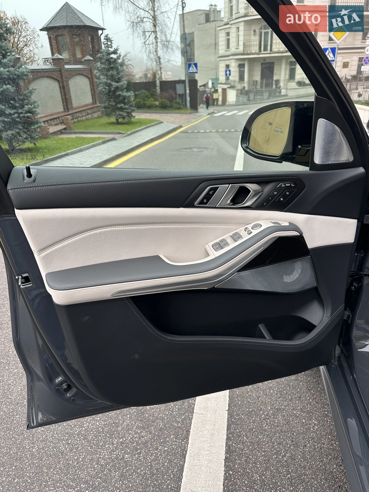 2025 BMW X7 - мініатюра 15