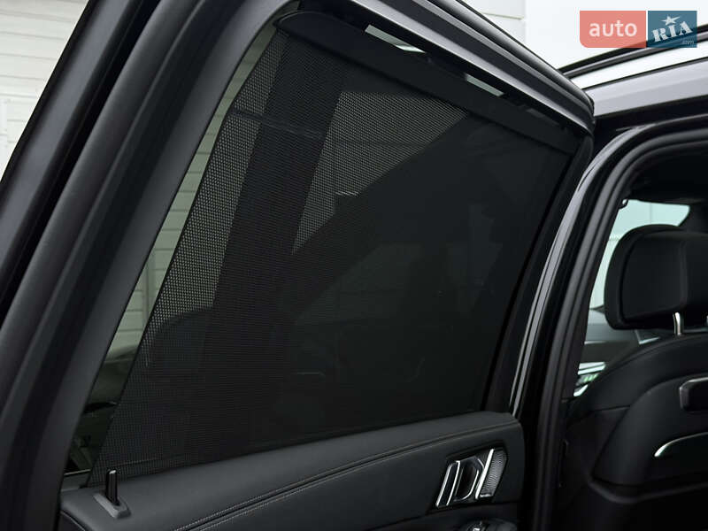 Внедорожник / Кроссовер BMW X7 2025 в Киеве