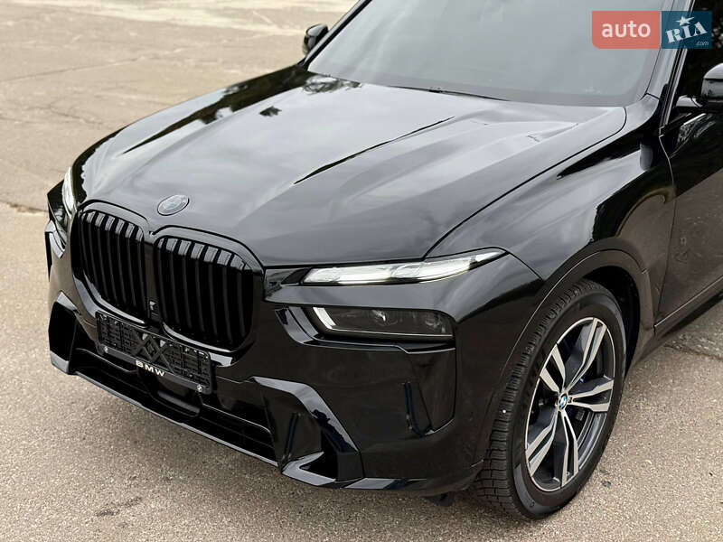 Внедорожник / Кроссовер BMW X7 2020 в Киеве