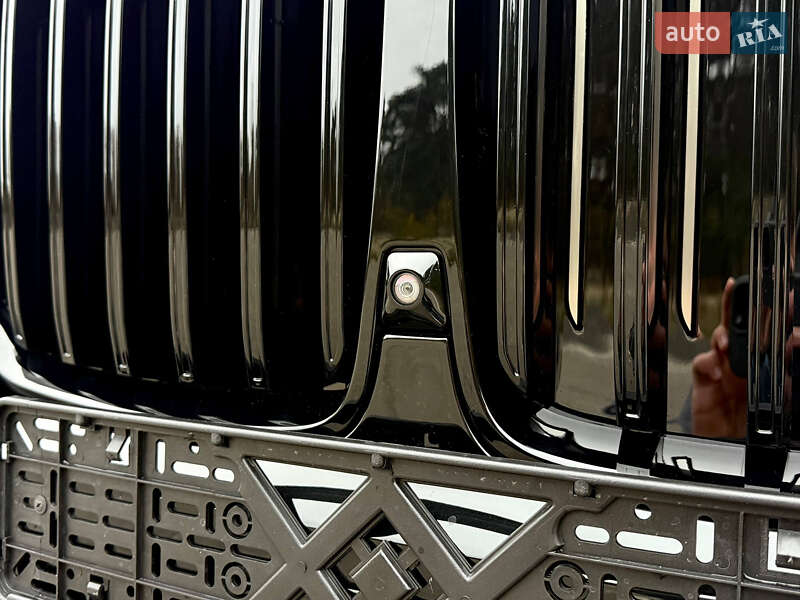 Внедорожник / Кроссовер BMW X7 2020 в Киеве