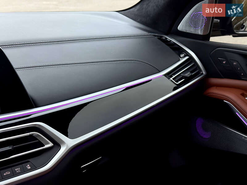 Внедорожник / Кроссовер BMW X7 2020 в Киеве