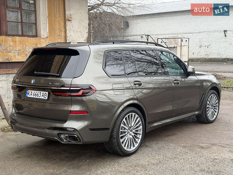 Внедорожник / Кроссовер BMW X7 2024 в Днепре фото 4 Внедорожник / Кроссовер BMW X7 2024 в Днепре