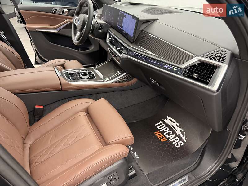 Внедорожник / Кроссовер BMW X7 2023 в Киеве