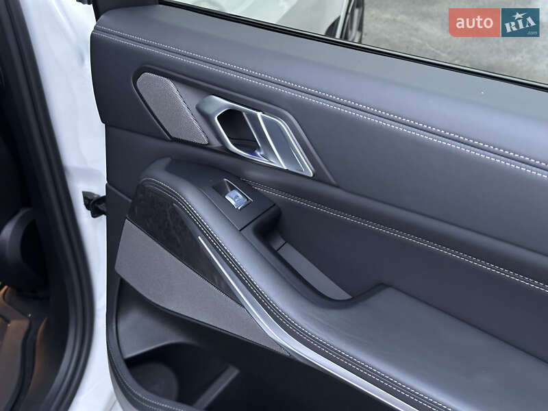 Внедорожник / Кроссовер BMW X7 2022 в Киеве фото 51 Внедорожник / Кроссовер BMW X7 2022 в Киеве
