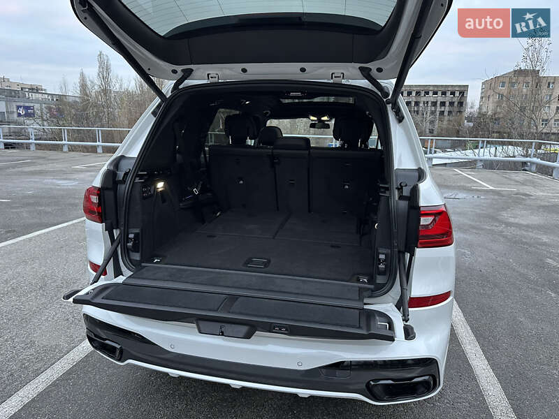Внедорожник / Кроссовер BMW X7 2022 в Киеве фото 56 Внедорожник / Кроссовер BMW X7 2022 в Киеве